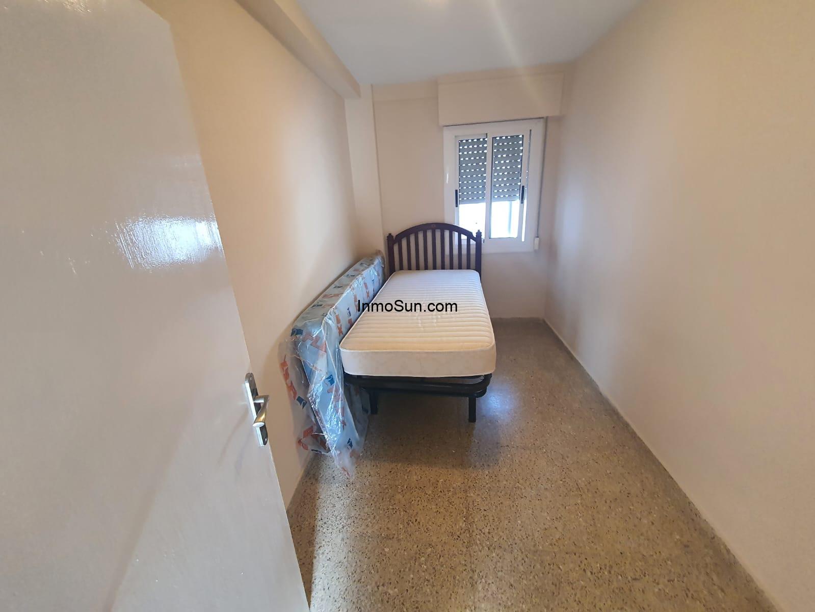 FOTO 16. DORMITORIO 1